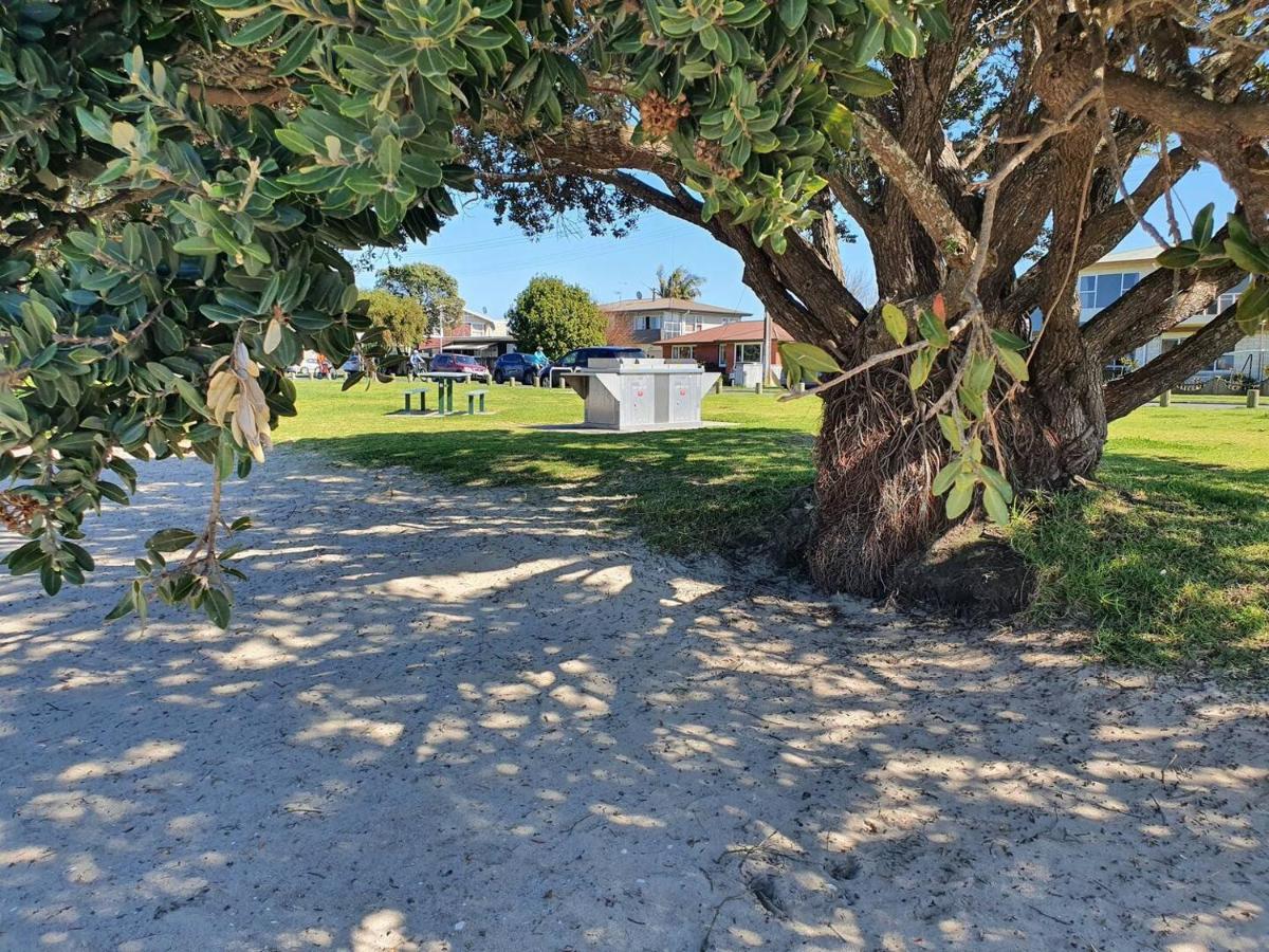 Tauranga - Big, Beautiful Villa On The Water! Eksteriør billede